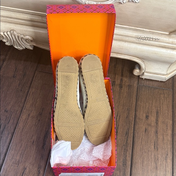 Tory Burch Nappa Leather Espadrille Flats - Ivory/Black - Size 10.5 - Picture 14 of 14
